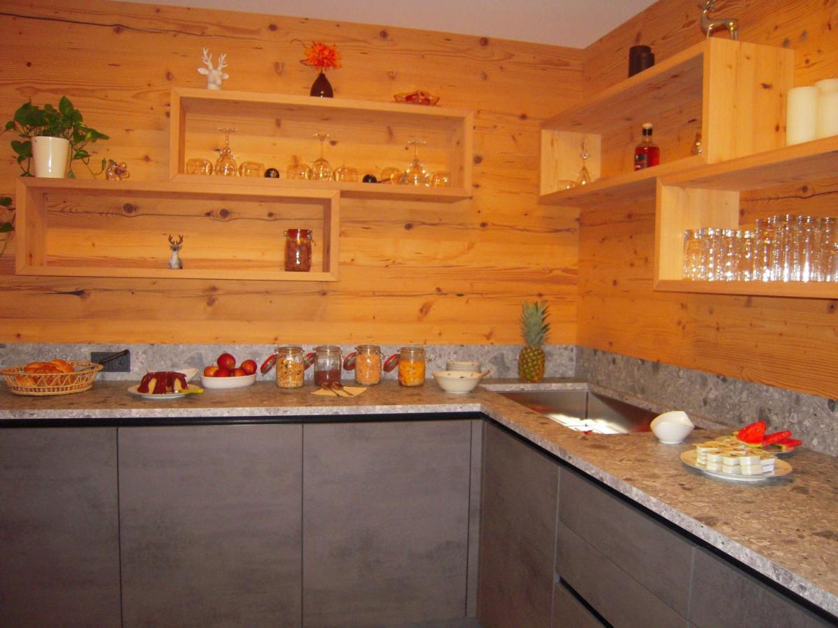 Haus Hoellwart Sankt Johann im Pongau Eksteriør billede
