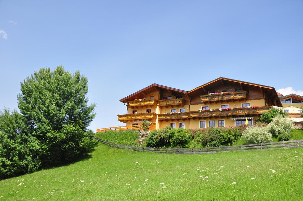 Haus Hoellwart Sankt Johann im Pongau Eksteriør billede