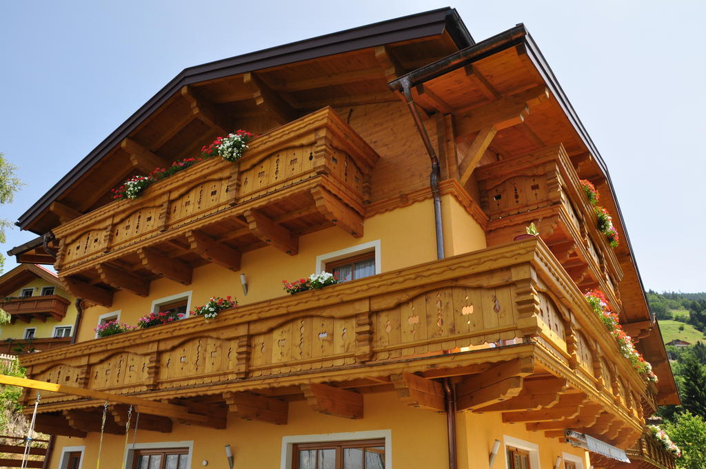 Haus Hoellwart Sankt Johann im Pongau Eksteriør billede