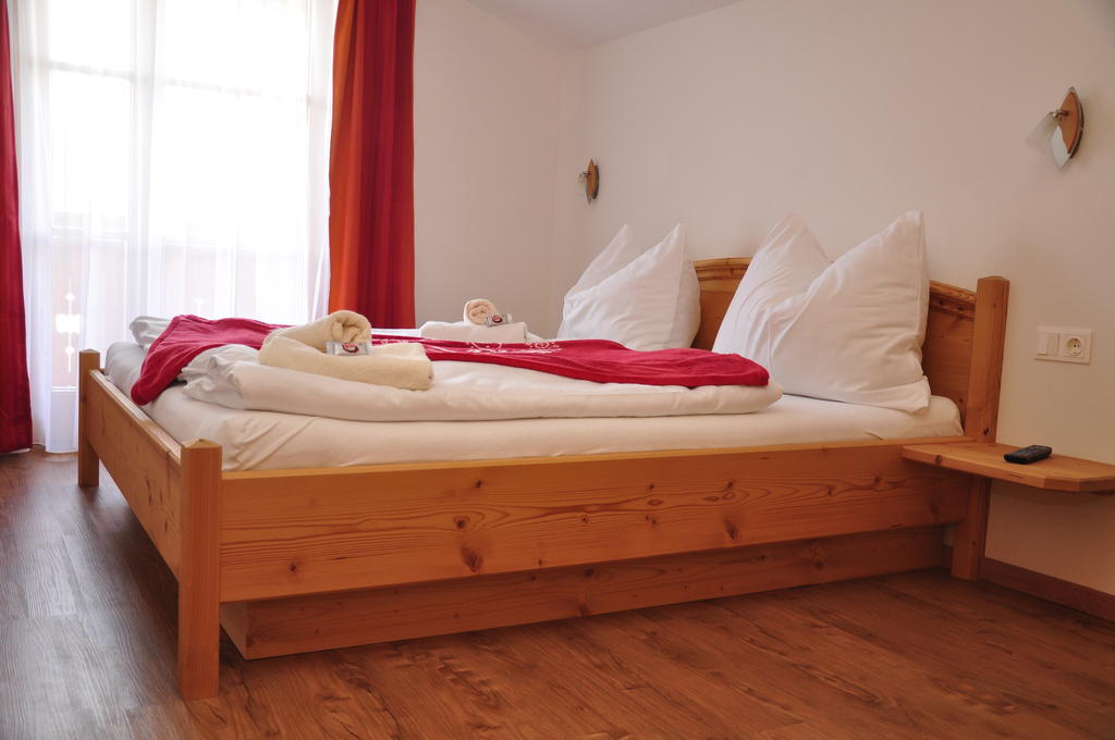 Haus Hoellwart Sankt Johann im Pongau Eksteriør billede
